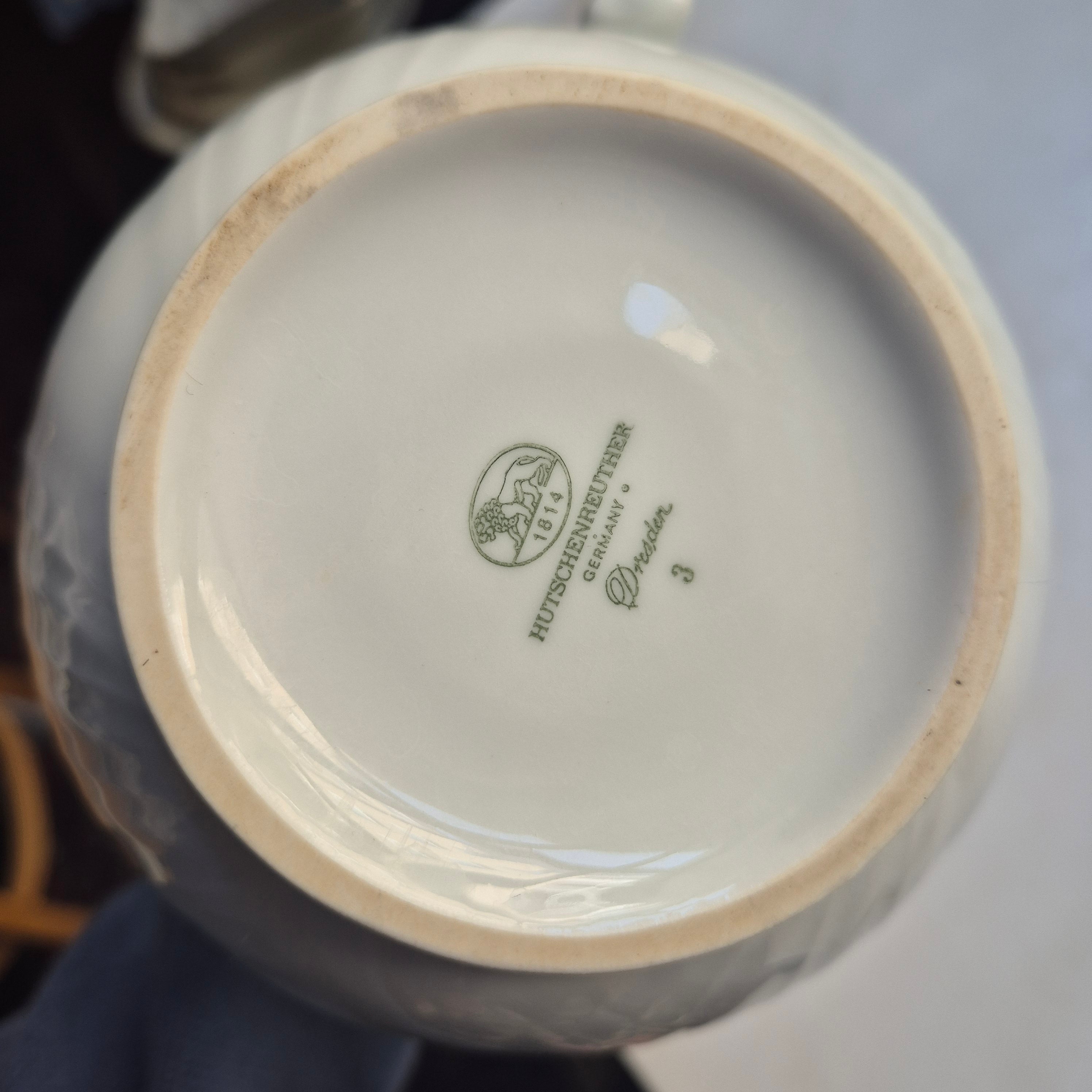 Antike Hutschenreuther Dresden Porzellan Kanne Kaffeekanne Teekanne Blumenmotiv Reliefrand