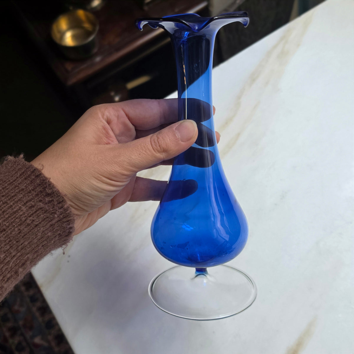 Elegante Vintage-Glasvase in Kobaltblau - Mundgeblasen mit Wellenrand