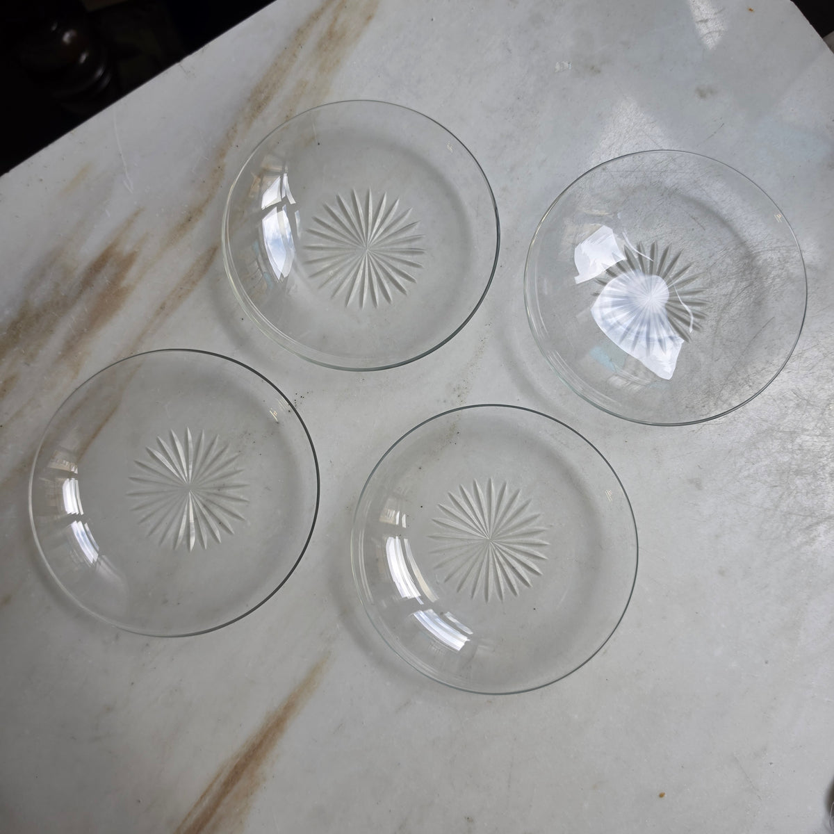 4x Vintage Glas Teller - Tellerchenmit Sternschliff - Sonnenschliff