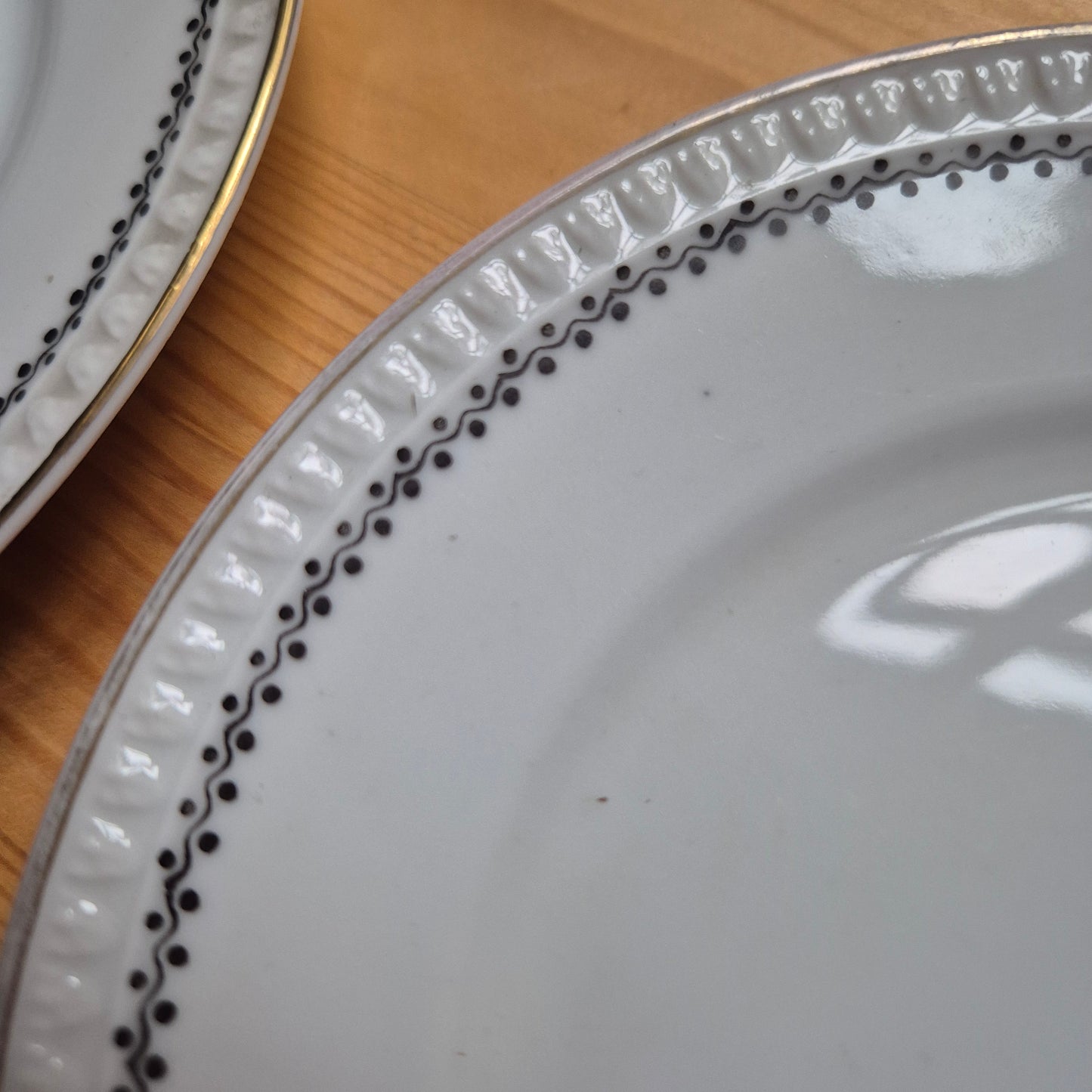 9x Vintage Dessertteller / Kuchenteller Silesia Porzellan weiß gold schwarz