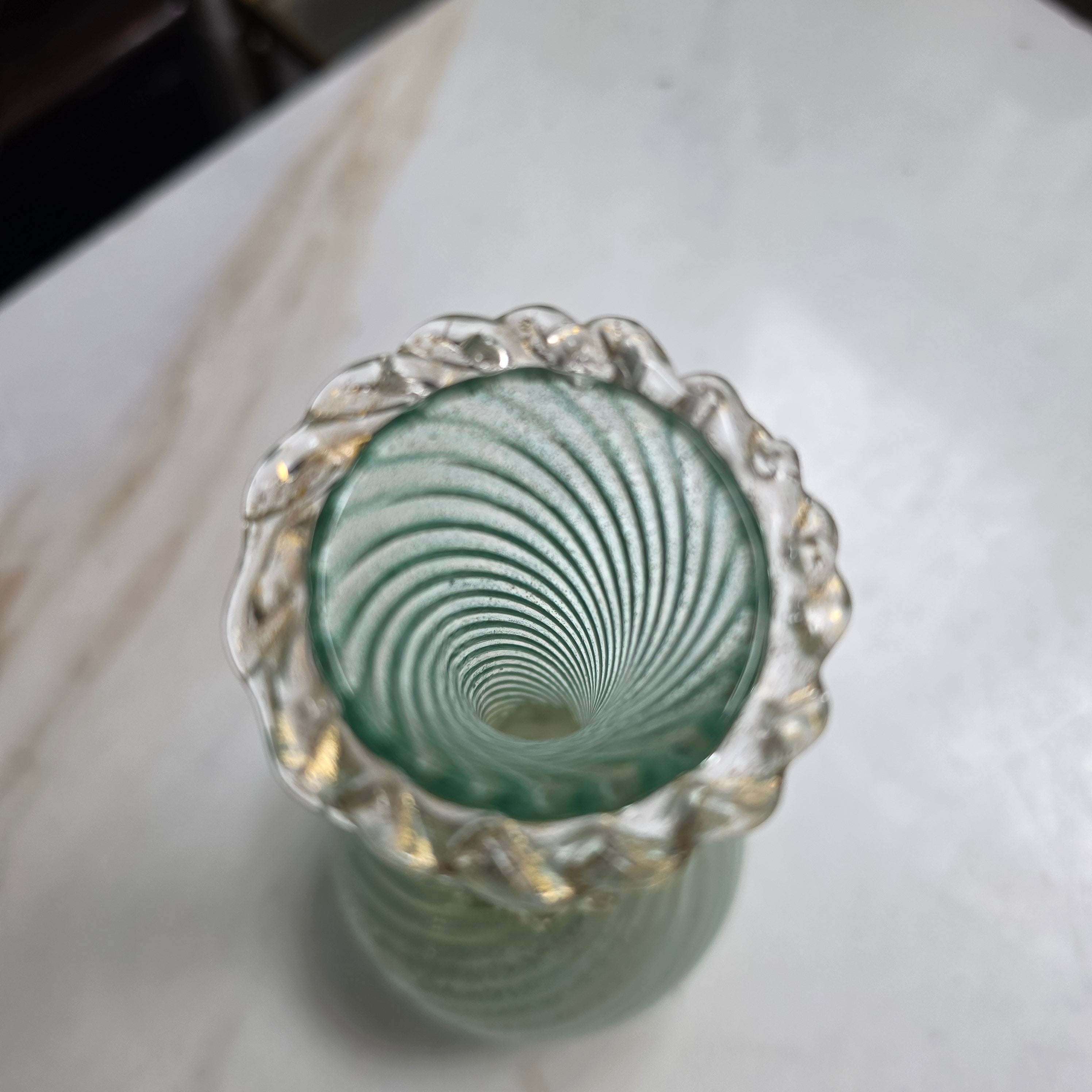 Antike Murano Glasvase mit Blattgold – Handgeblasen, Italien ca. 1960