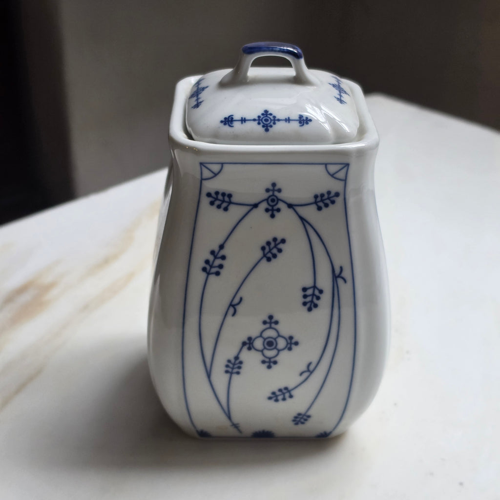 Antike Mehldose aus Porzellan mit Deckel – Zwiebelmuster / Strohmuster Blau-Weiß – Vintage Vorratsdose Küche