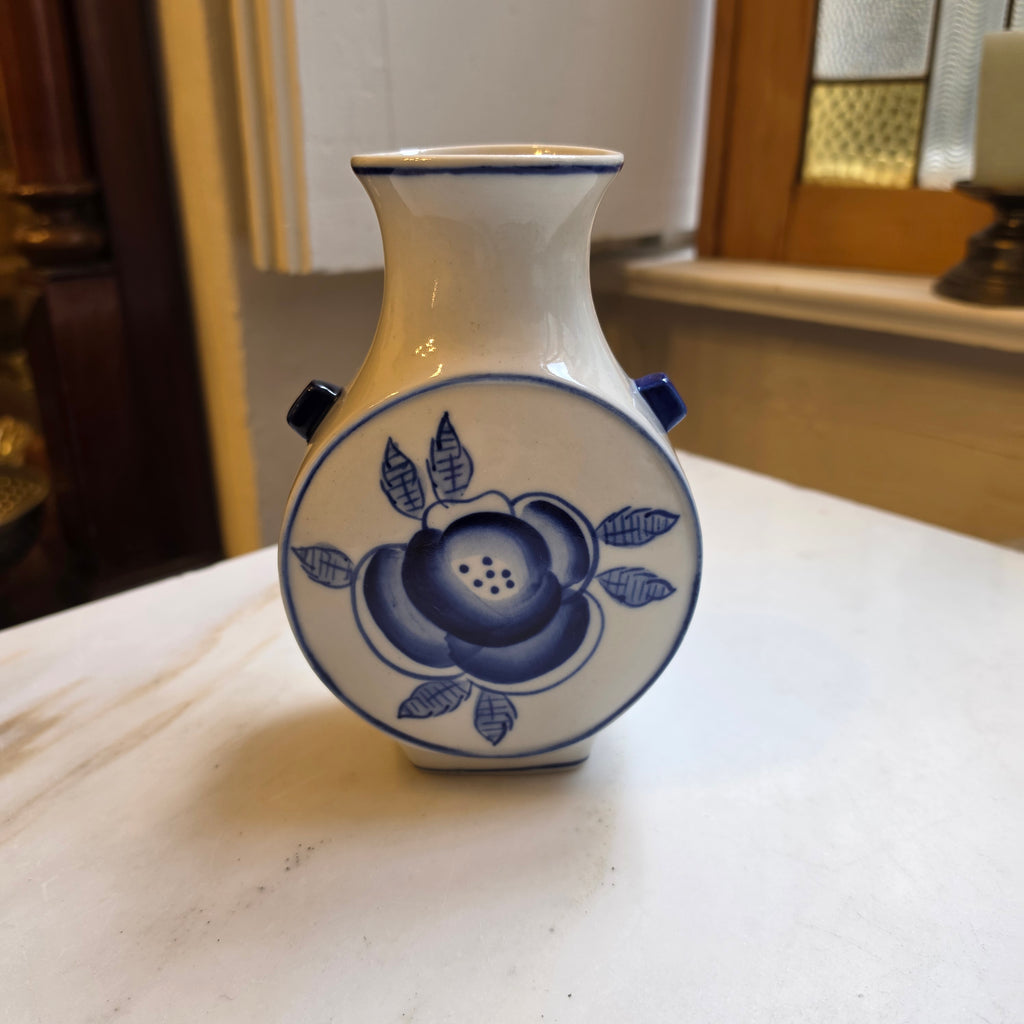 Vintage Gschel Keramik-Vase aus der UdSSR – Handbemaltes Blau-Weiß Porzellan mit Blumenmotiv