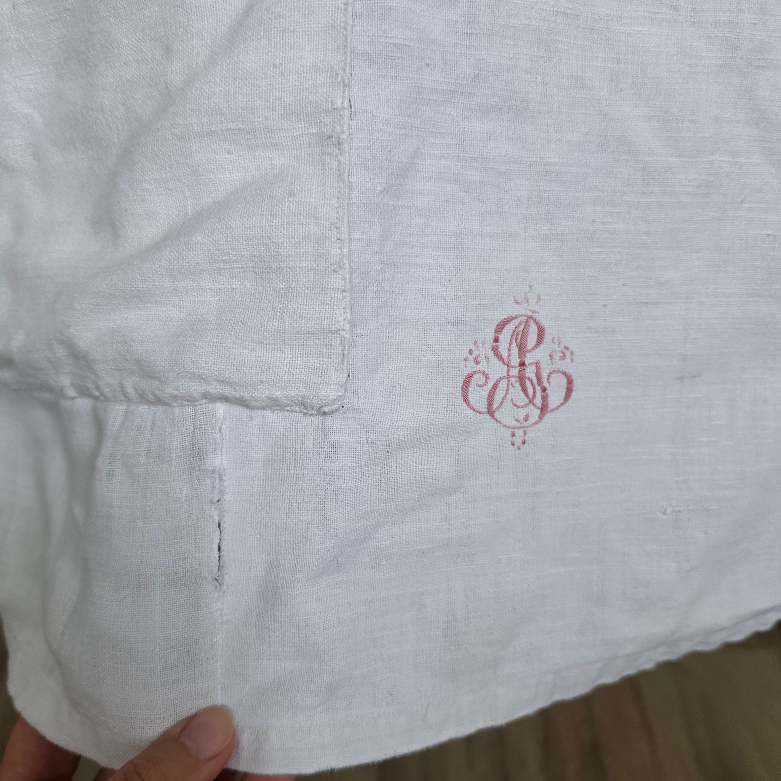 Antike Leinentischdecke mit Monogramm & Charme - Shabby Chic - Wabi-Sabi - 215x140cm