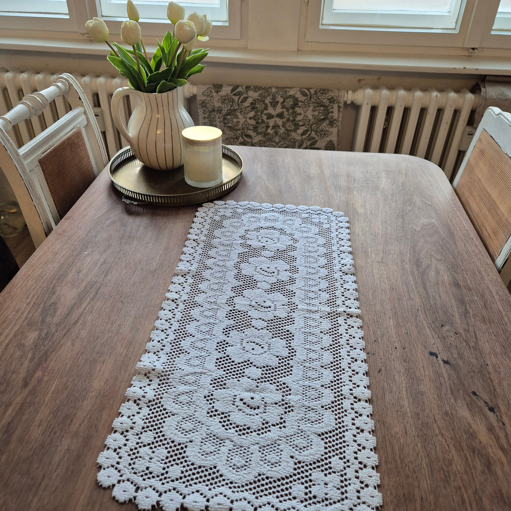 Vintage Zierdeckchen / Läufer cremeweiß French 68cm x 32cm DDR Polyester ♡