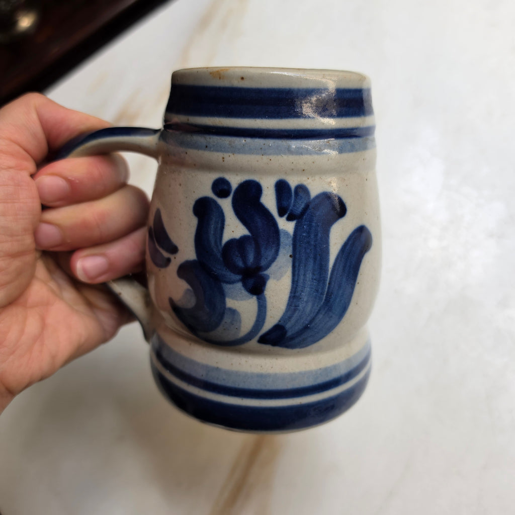 Vintage Westerwälder Steingut-Krug – Handgemaltes Salzglasur-Dekor