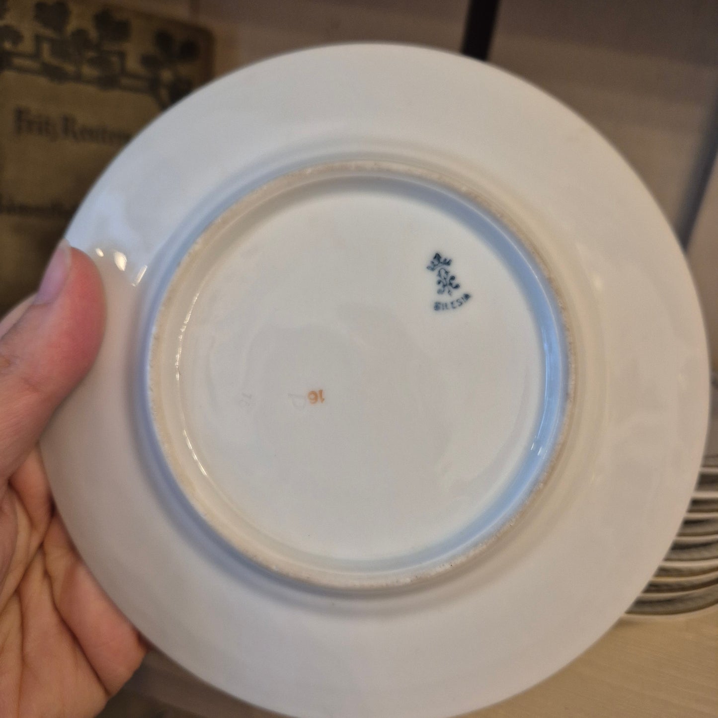9xAlte kleine Gebäckteller Teller Vintage Silesia Porzellan weiß gold schwarz
