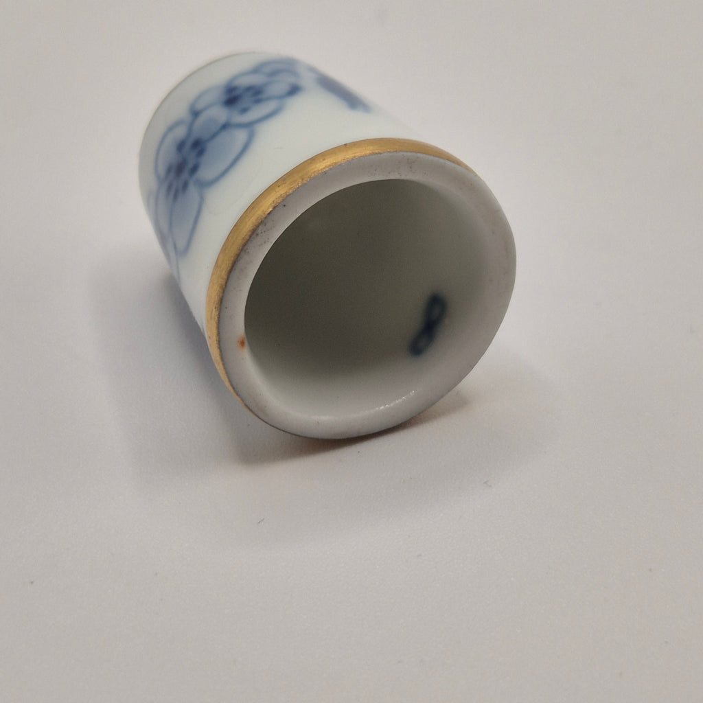B&G Fingerhut Porzellan Made in Denmark Vintage blau weiß Goldrand Handmade