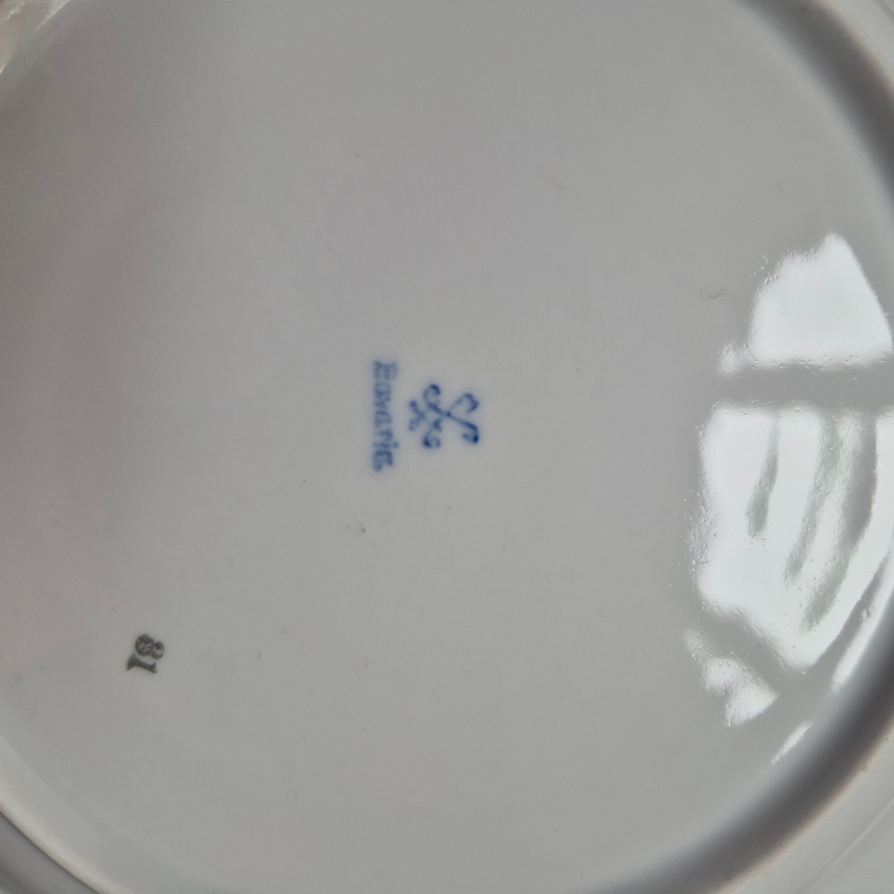 9x Antike Bavaria Porzellan Kuchenteller mit Blumenmotiv Goldrand