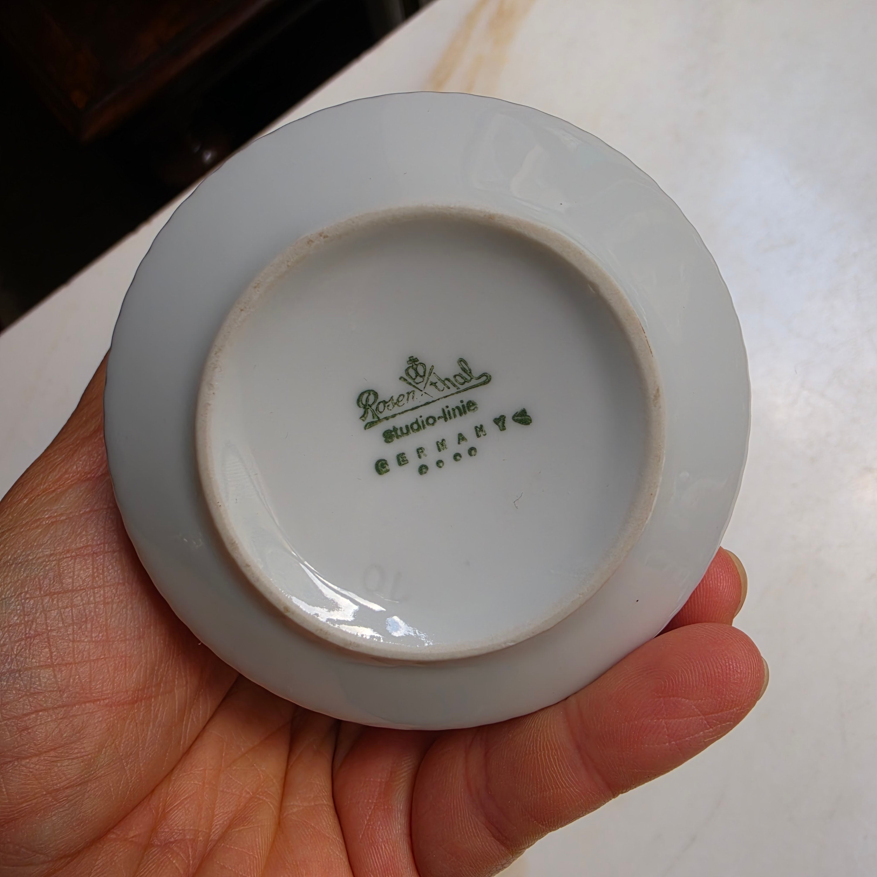 Rosenthal studio-linie: Vintage Porzellan-Vase mit Golddekor (70er Jahre)