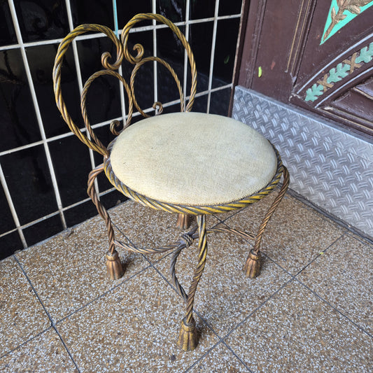 Alter Vintage Stahl Stuhl Hollywood Regen Gold Patina Schminkstuhl  niedrige Lehne 50er Jahre
