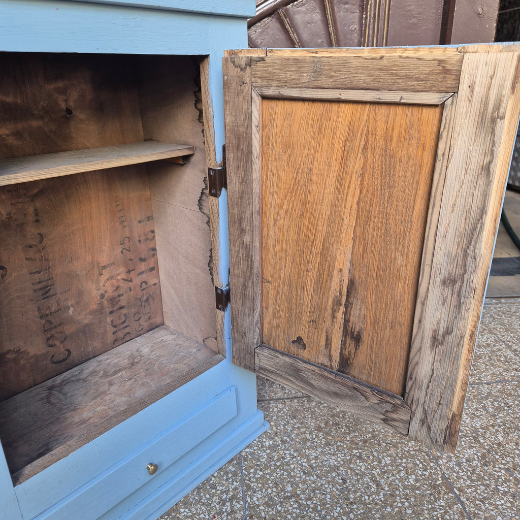 Antiker Wandschrank - Hängeschrank - rustikal Landhaus