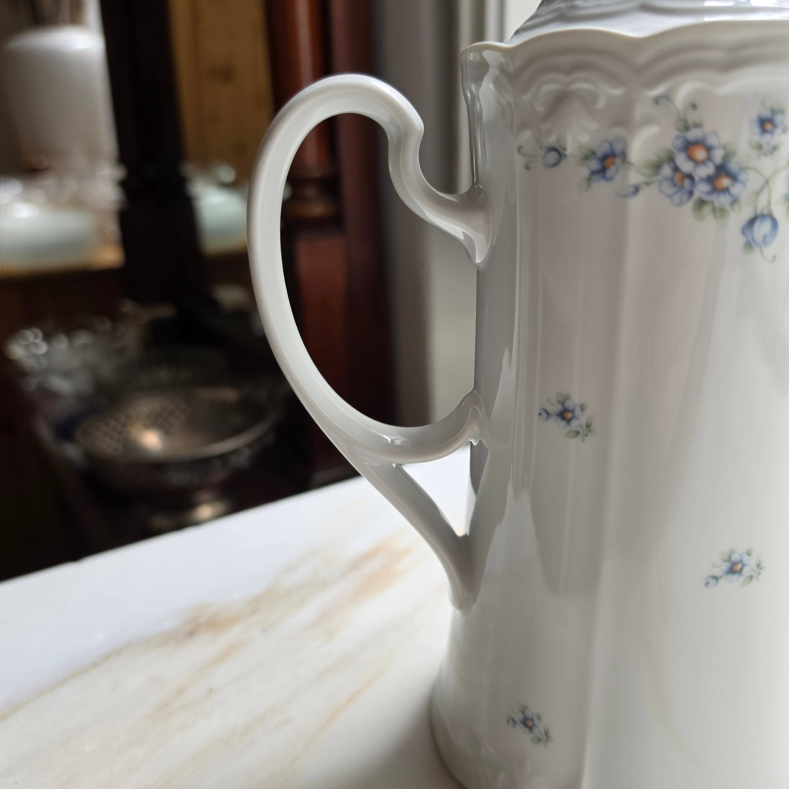 Seltmann Weiden "Julia" - Porzellan Kaffeekanne - mit Floralmuster