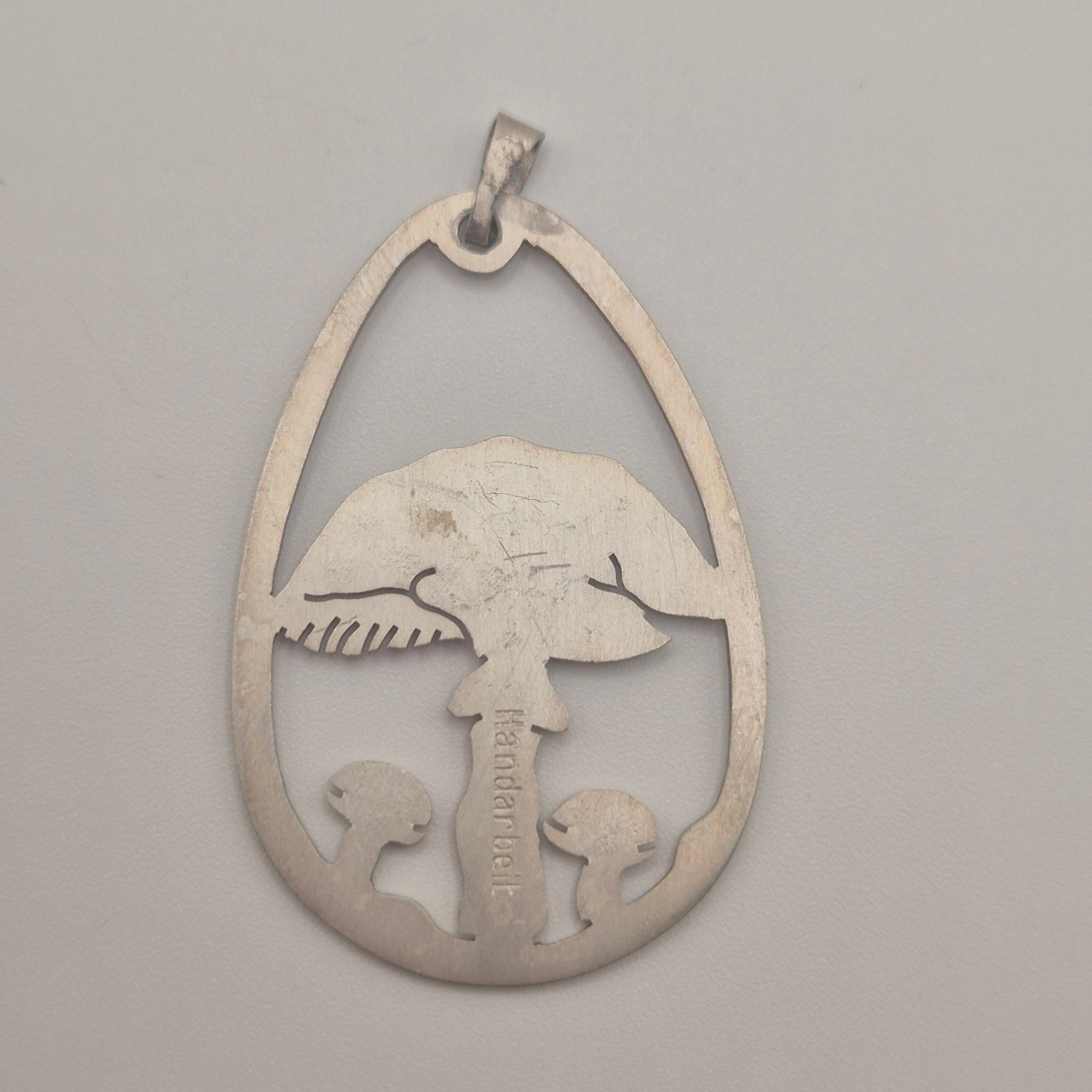 Handgemachter Vintage Pilz-Anhänger – Cut-Out Design🍄