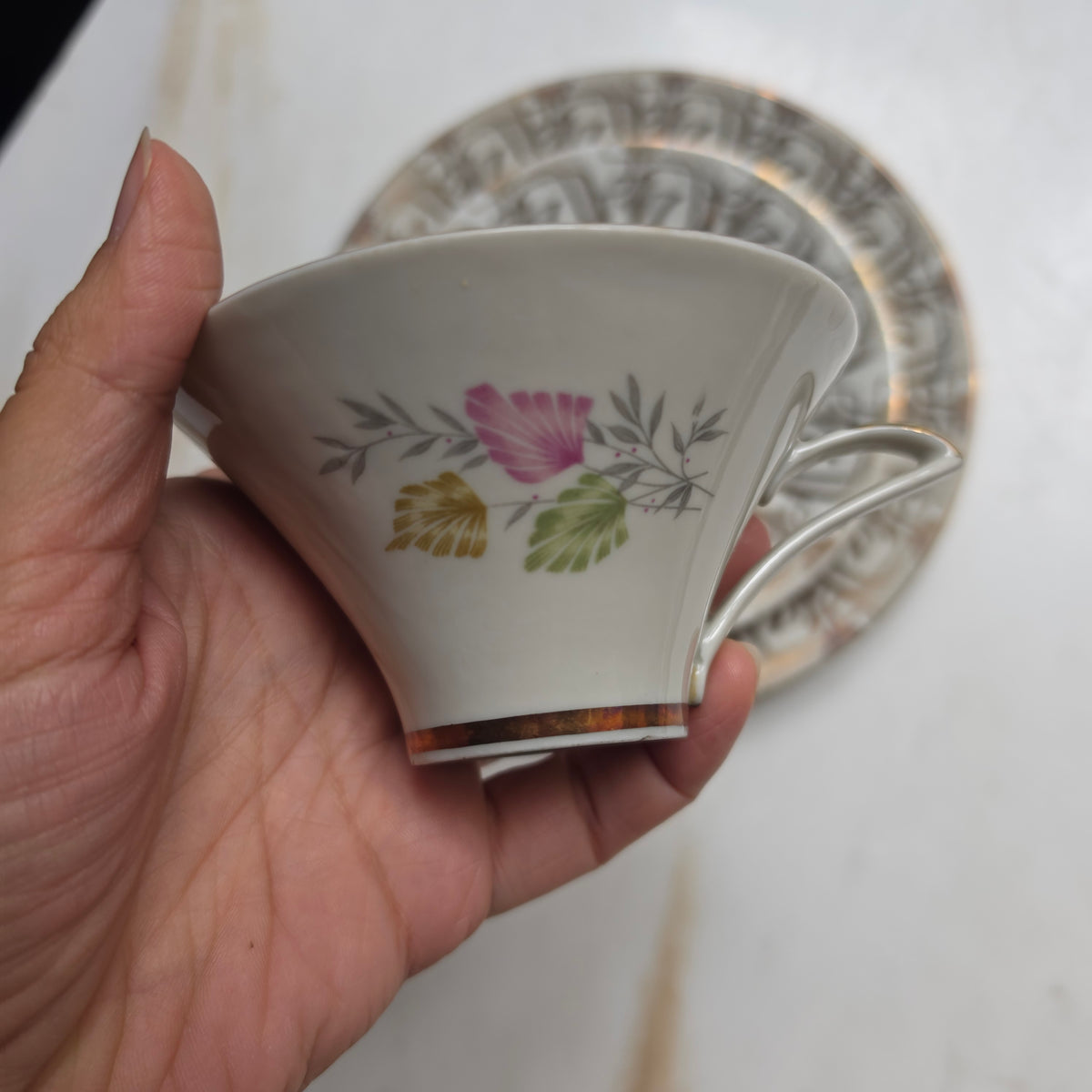 Vintage Porzellan Sammeltasse mit Unterteller & Kuchenteller (3-teilig) – Bavaria – Elegantes Golddekor & Blütendesign