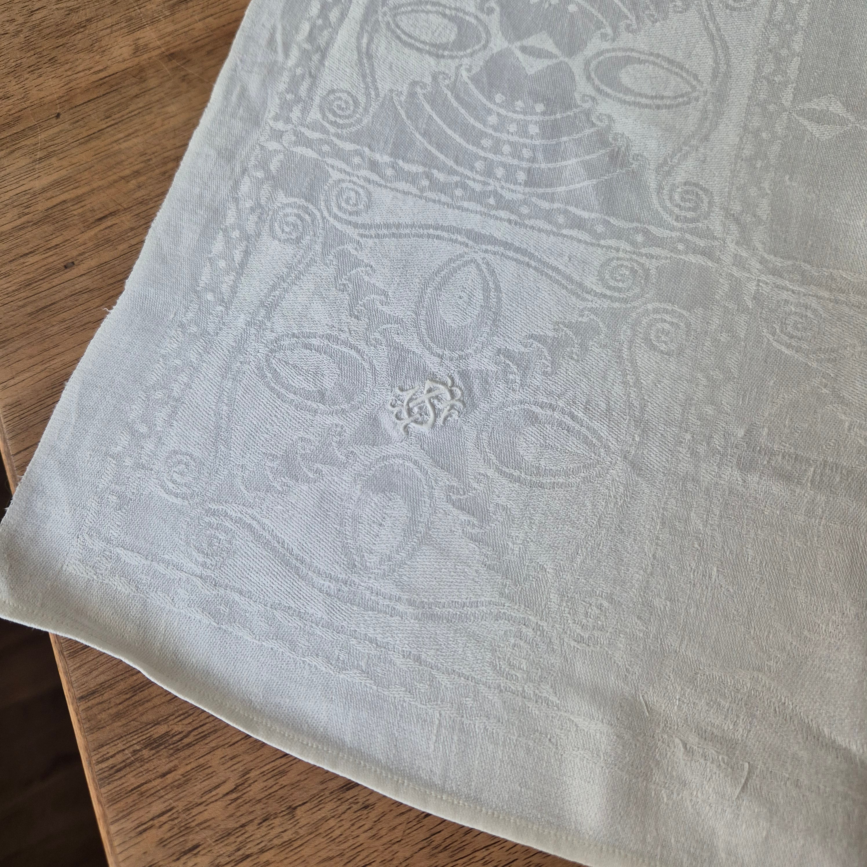 2x Antike Jugendstil Servietten mit Monogramm S.G