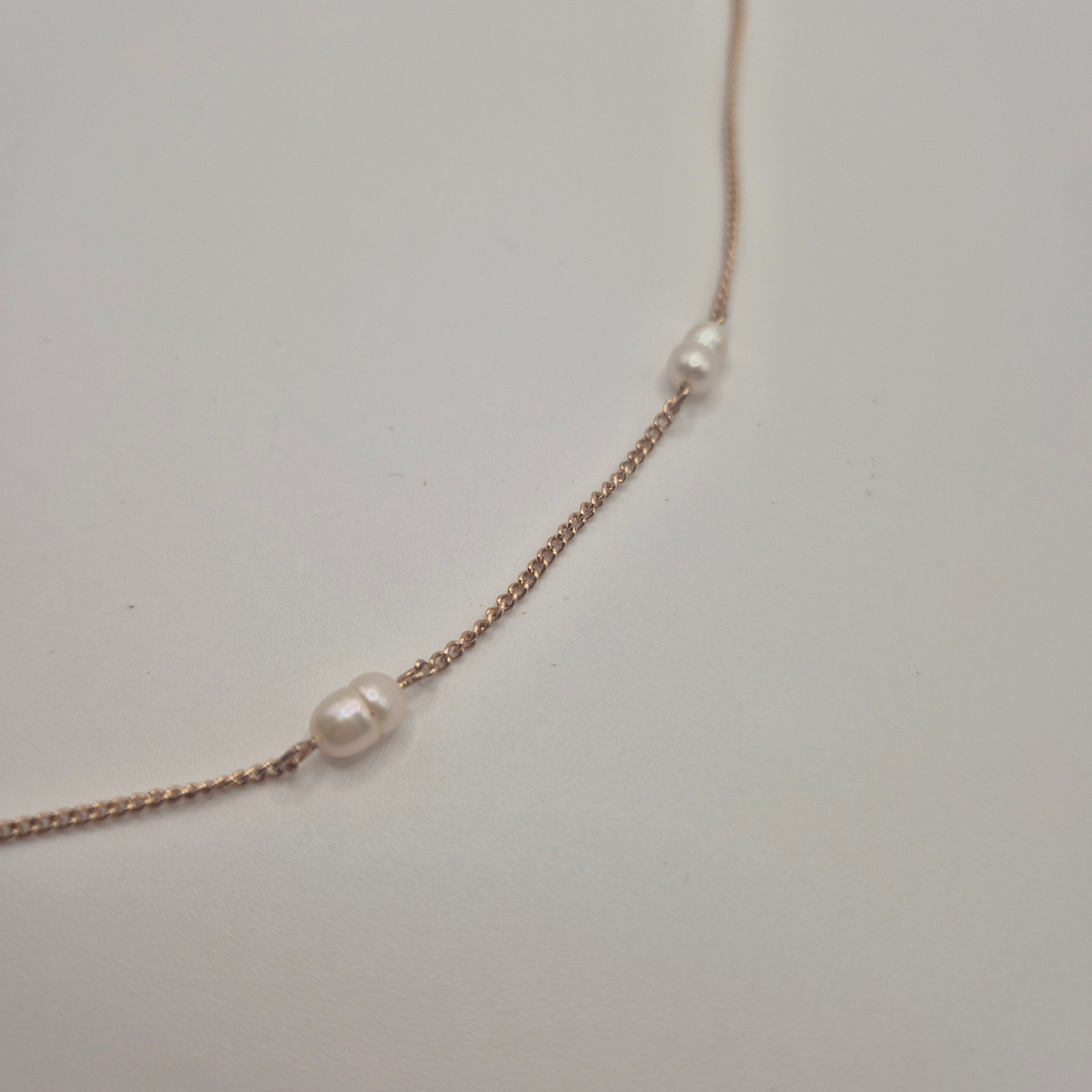 Elegante Gliederkette mit Perlen-Akzenten (Gold-Optik)