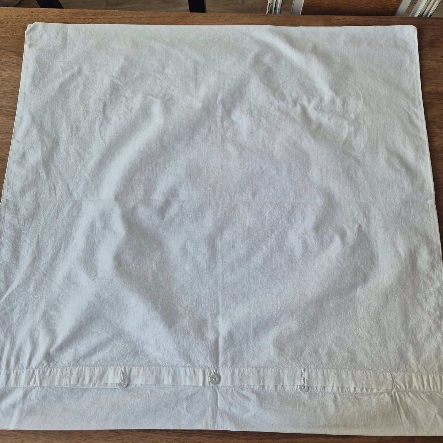 Antiker Kopfkissenbezug mit zarter Stickerei 75x75cm Baumwolle