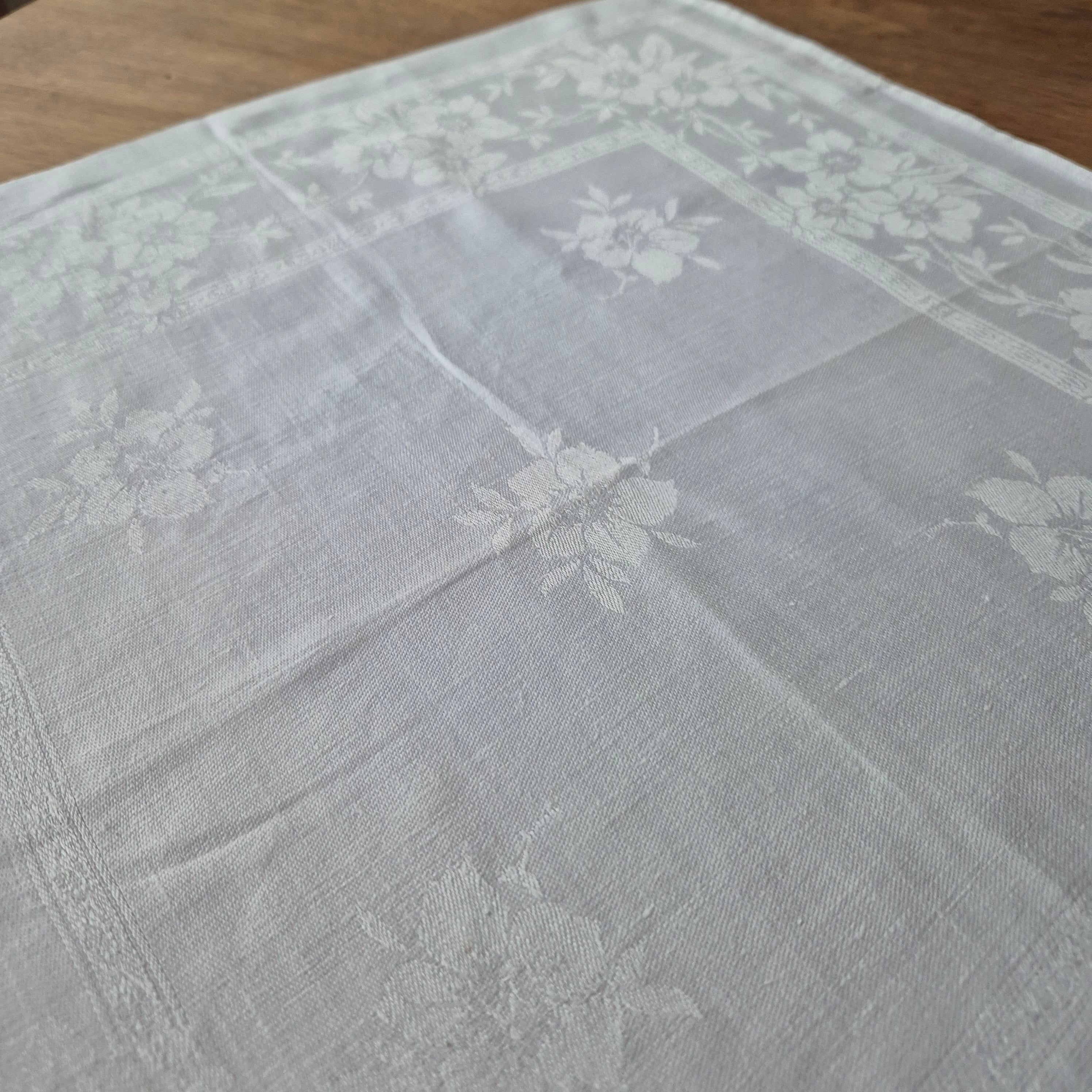 Antike Damast Baumwolle Serviette 46x49cm Mitteldecke weiß