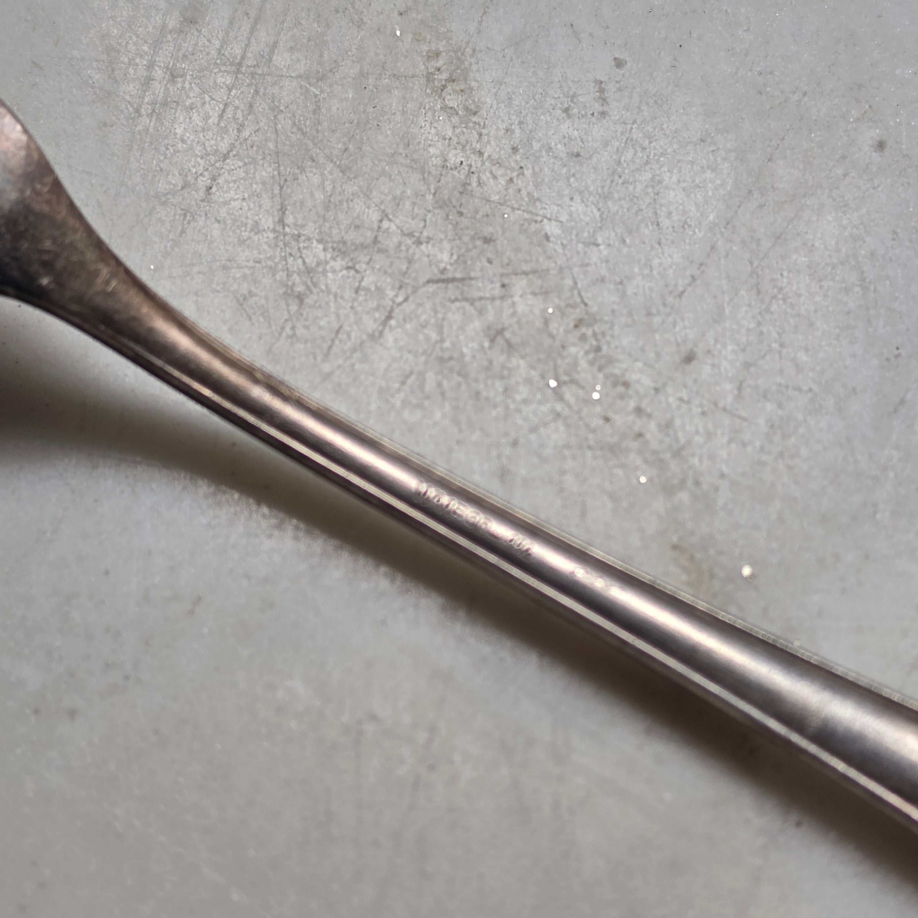 Vintage WMF Aufschnittgabel versilbert (WMF 90) – Klassische Serviergabel mit Patina
