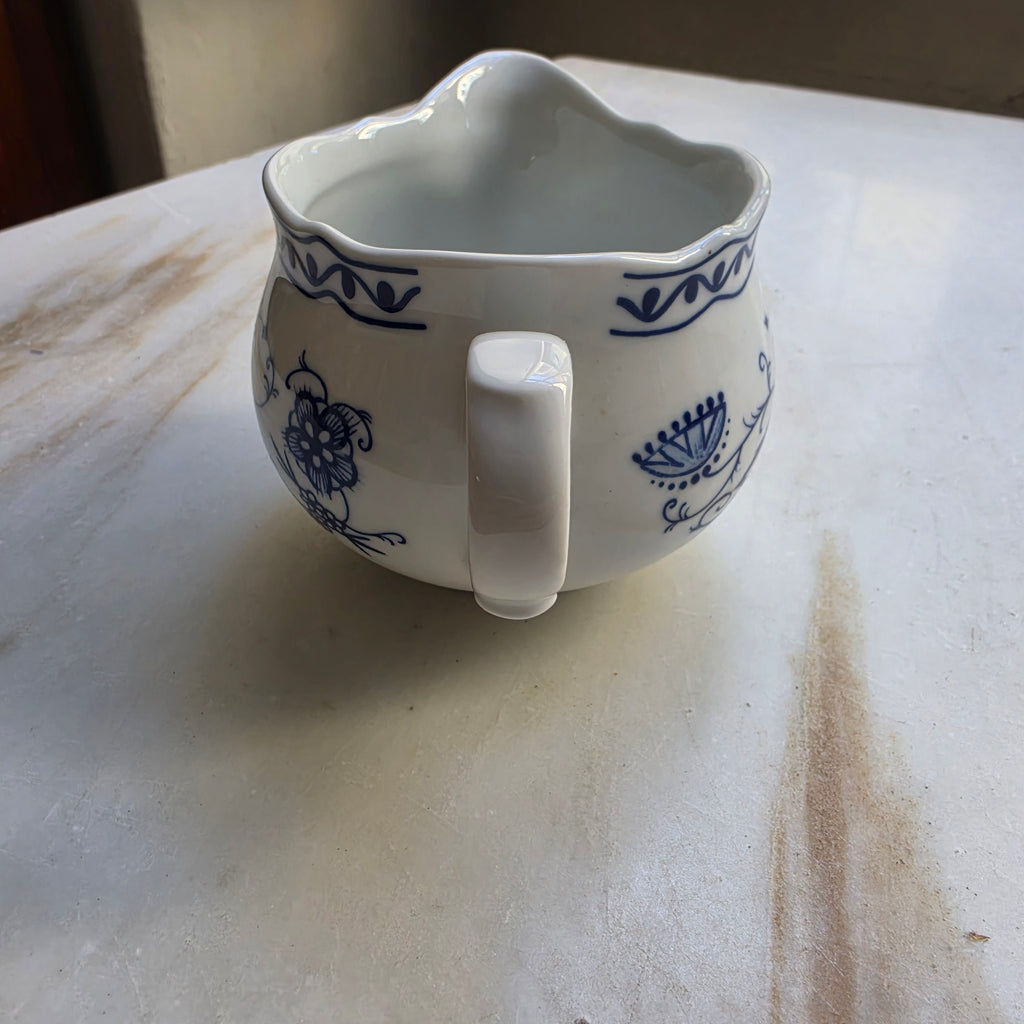 Triptis Porzellan Germany Zwiebelmuster Kännchen Sahnekännchen Milchkännchen