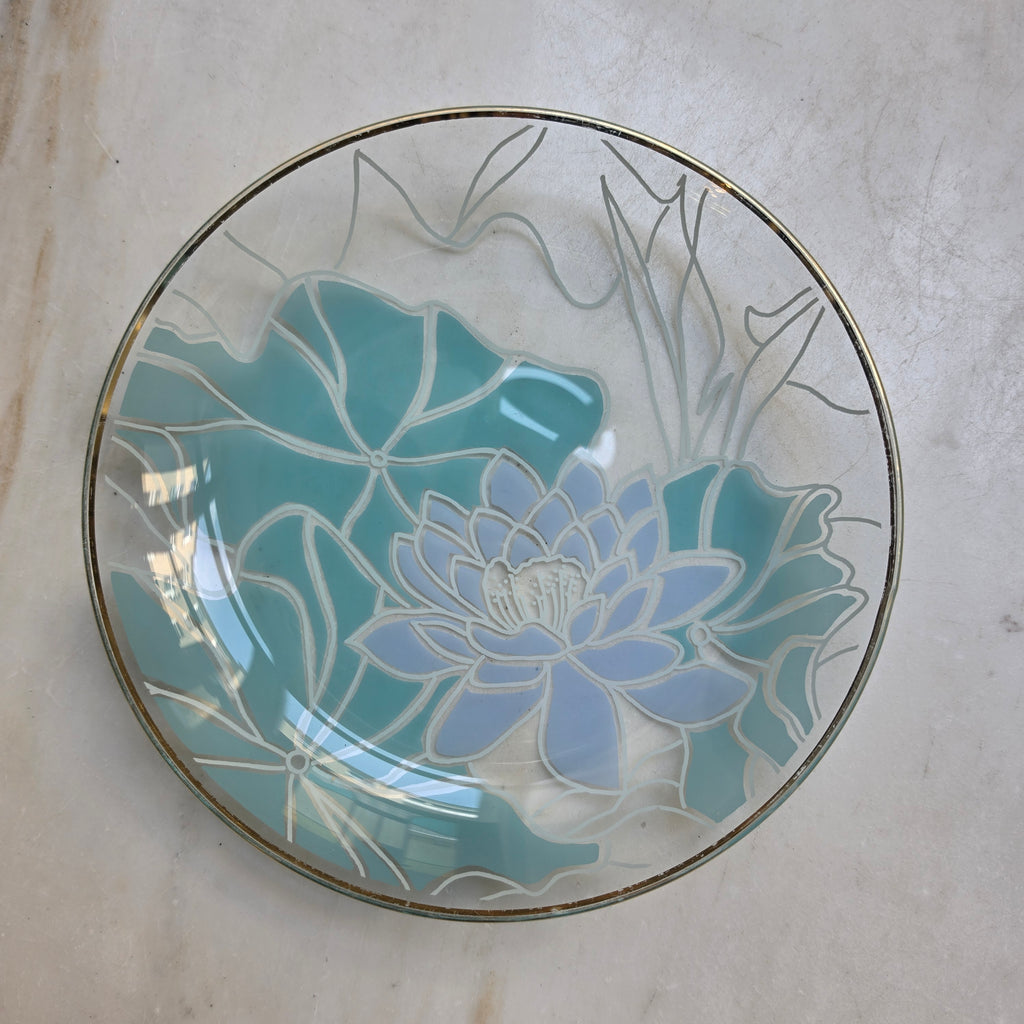 Vintage Glasteller „Lotusblüte“ – Zartes Pastell & Goldrand