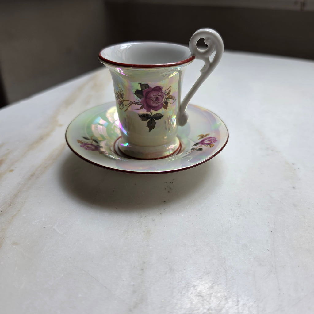 Vintage Mokka-Set mit Perlmutt-Lüsterglanz & Rosendekor - Porzellan Sammeltasse