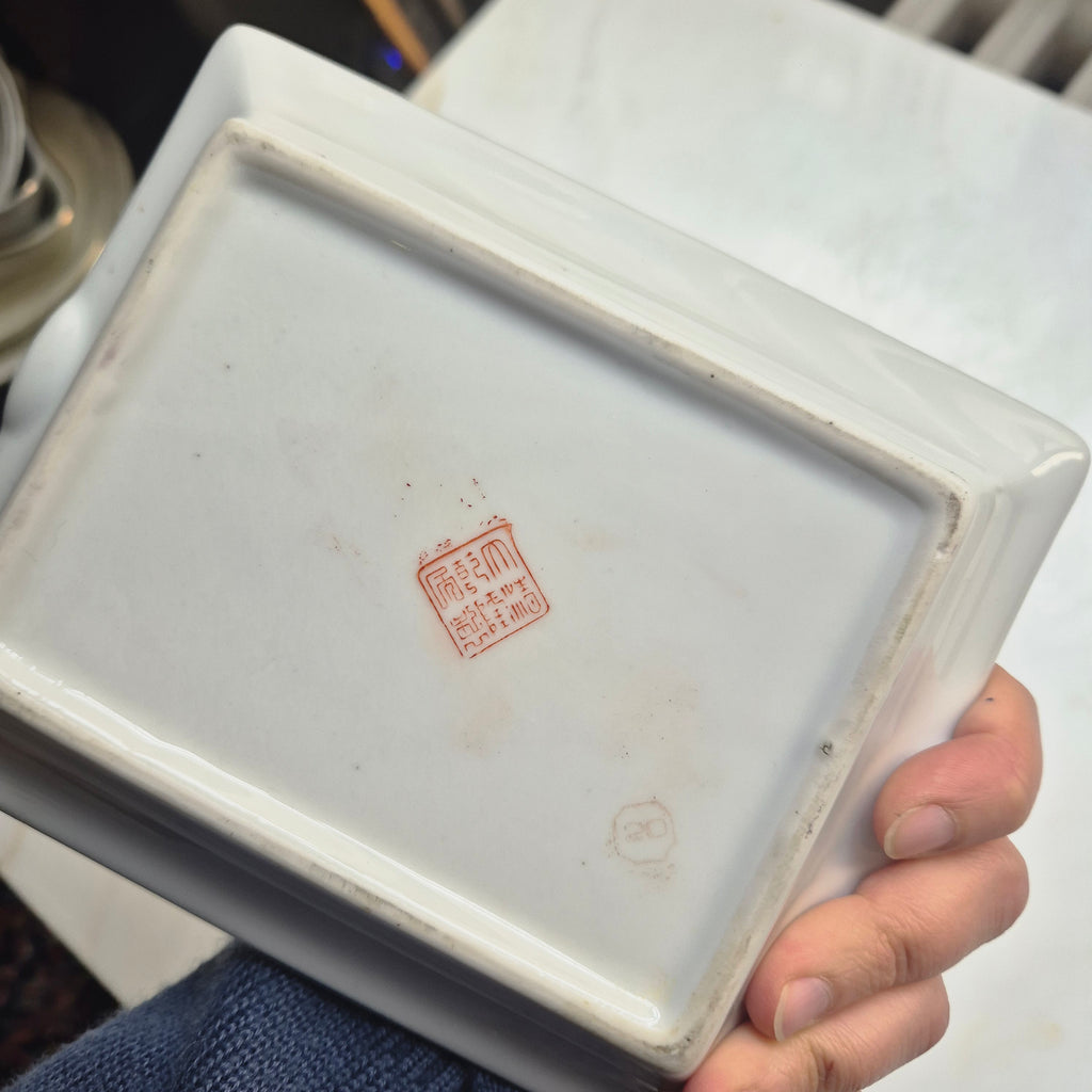 Retro Porzellan Aschenbecher mit Golfspielermotiv