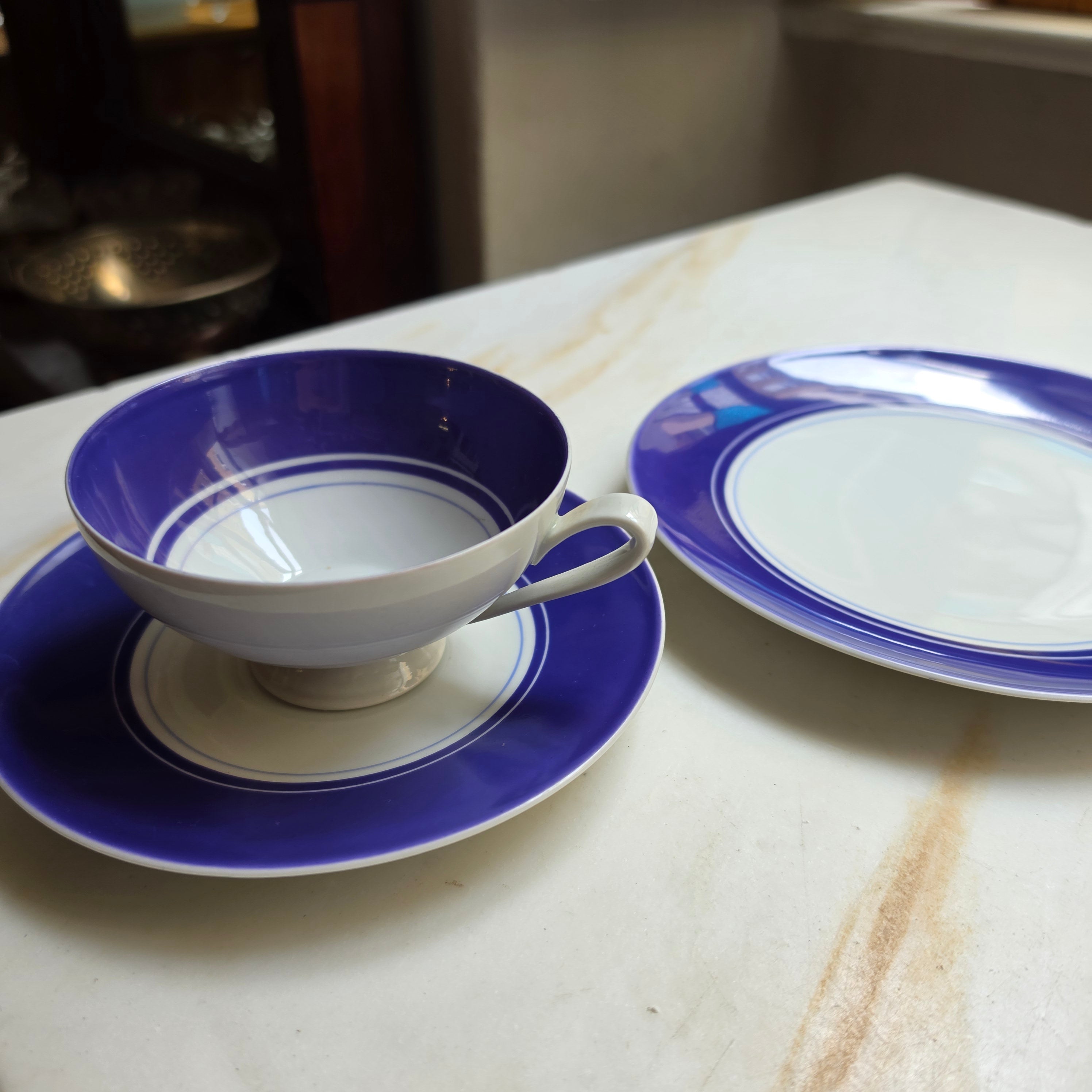Vintage Porzellan Sammelgedeck 3-teilig – Kobaltblau & Weiß – Mid-Century Design