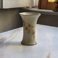 Vintage Porzellanvase „Thomas Ivory Bavaria“ mit Golddekor & Krakelee-Optik – Modell 7028