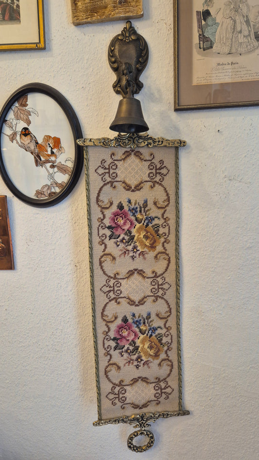 Wandbehang im Gobelin Stil echte Handarbeit & Glocke Türglöcke Tapisserie Bildwirkerei Vintage 60er Jahre