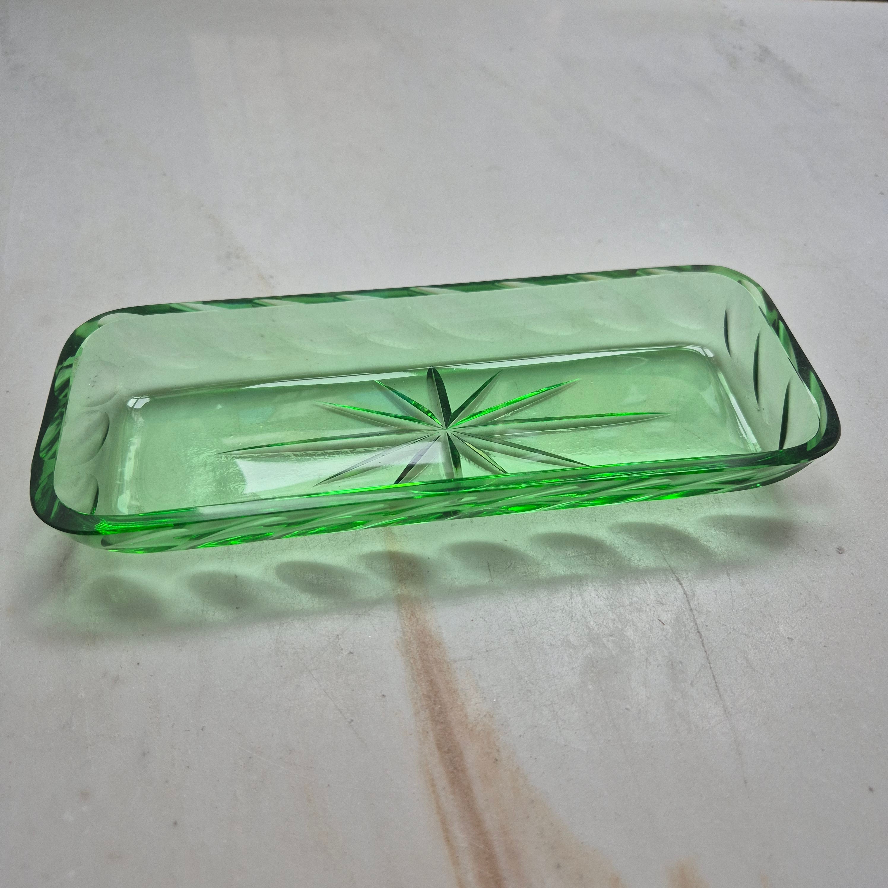 Art Deco Glasschale - Schmuckschale - Ablage - grün