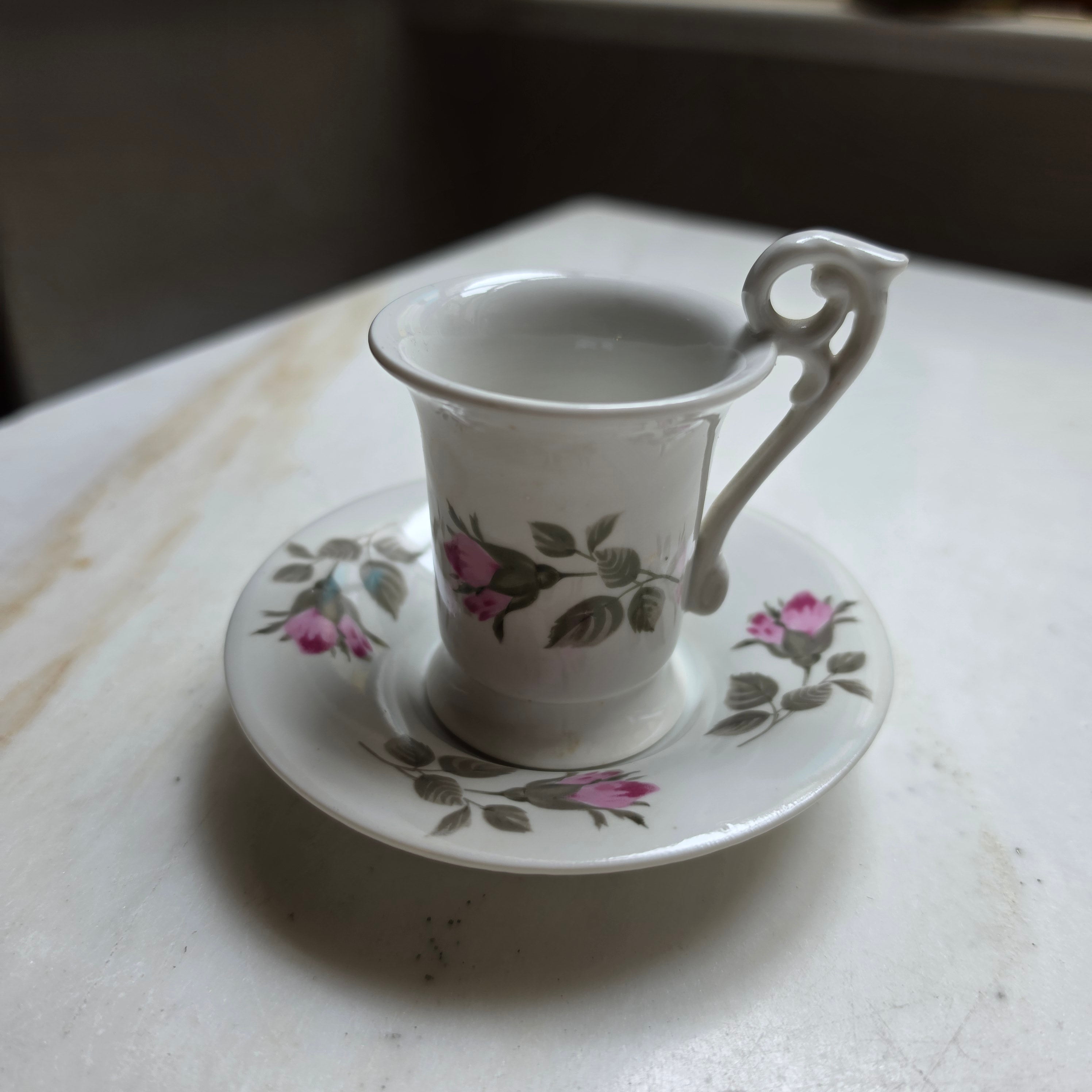 Vintage Kahla Mokkatasse mit Untertasse – Feines Porzellan mit Rosa Rosendekor