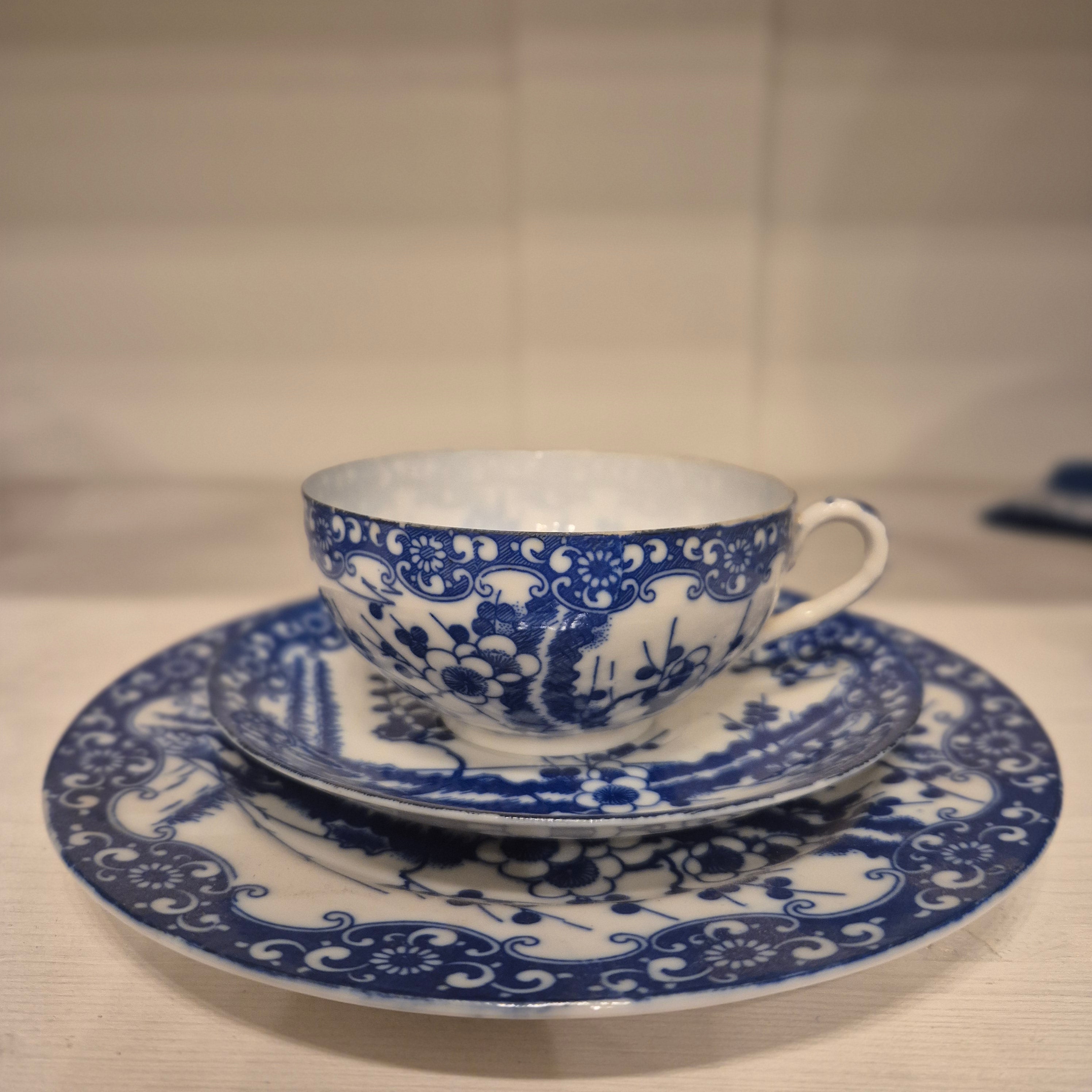 Japanisches 70er Jahre Vintage Gedeck Sammeltasse Kirschblüte hauchdünn
