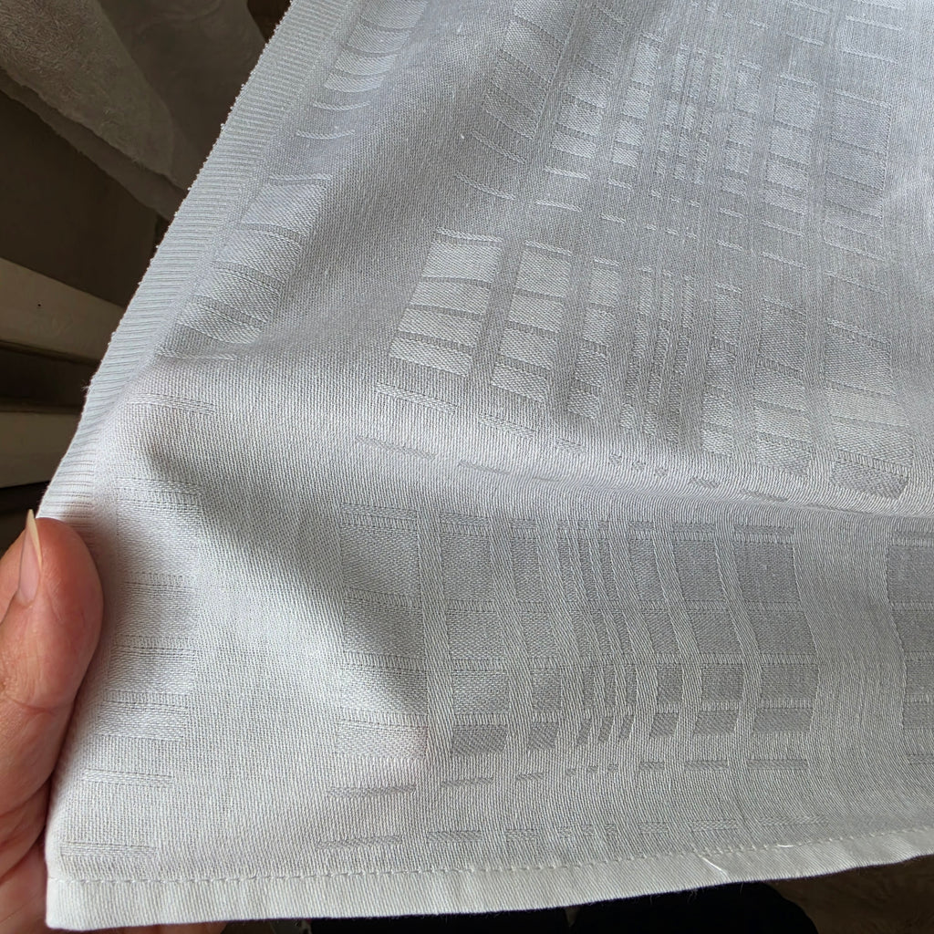 Elegante Vintage-Tischdecke mit edlem Webmuster – 100% Baumwolle - 130x170cm
