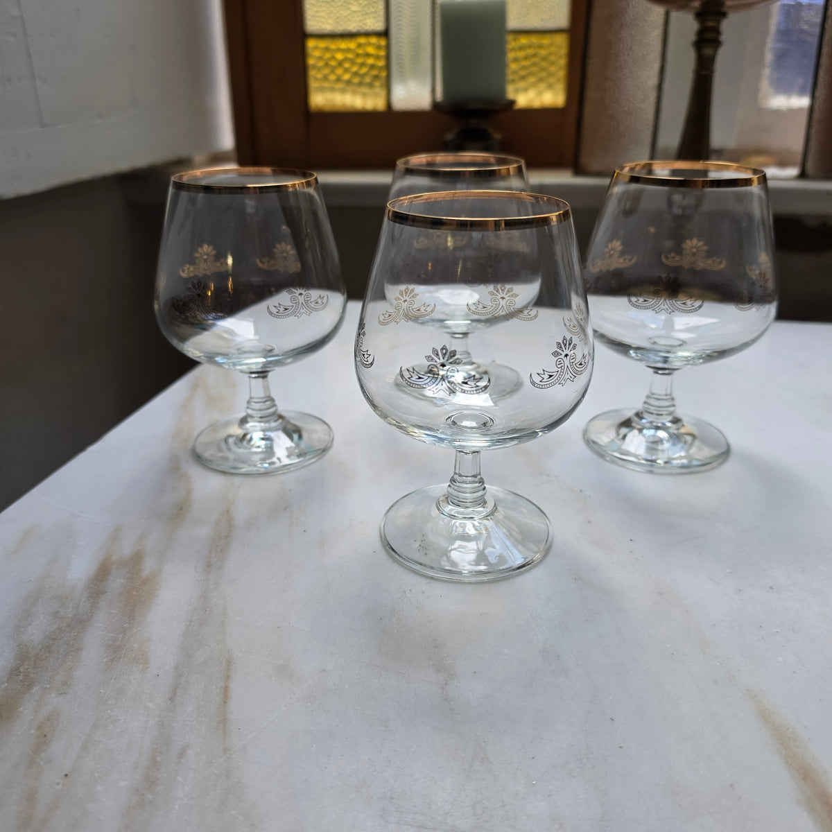 4x Vintage Cognacgläser - Schwenker Set mit Goldrand & Filigranem Ornament-Muster