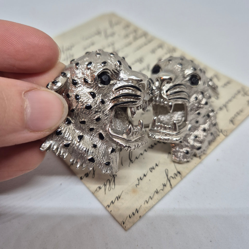 Vintage Gürtelschnalle 2-Teilig Trachtenschnalle Taillengürtel aus den 80ern-Handmade aus Berlin silber schwarz Gepard Leoparden Kopf