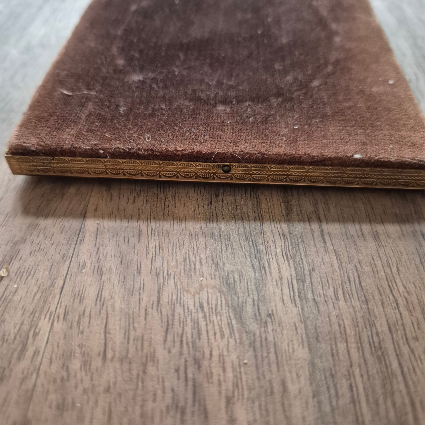 Antike viktorianische Miniaturmalerei / Lupenmalerei Porträt auf Bein / Porzellan Messing gerahmt