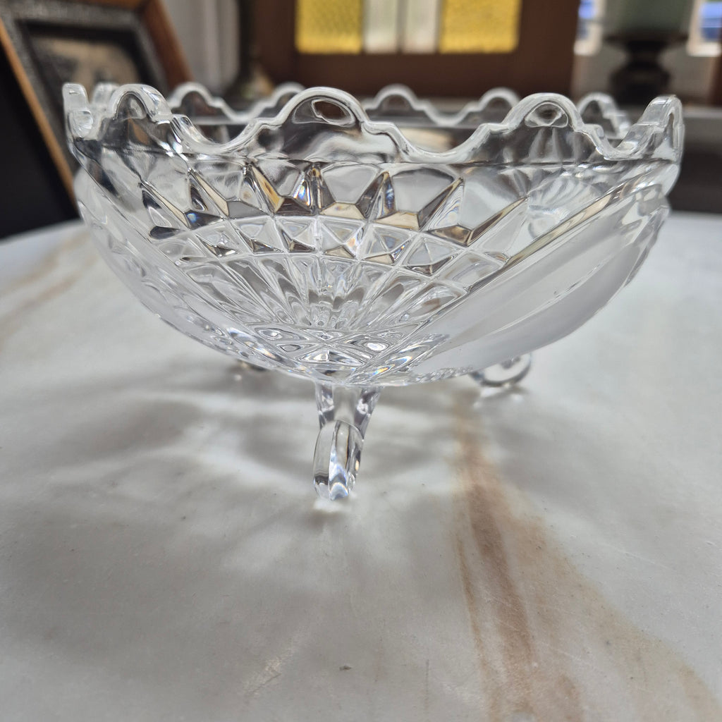 Vintage Glasschale auf drei Füßen