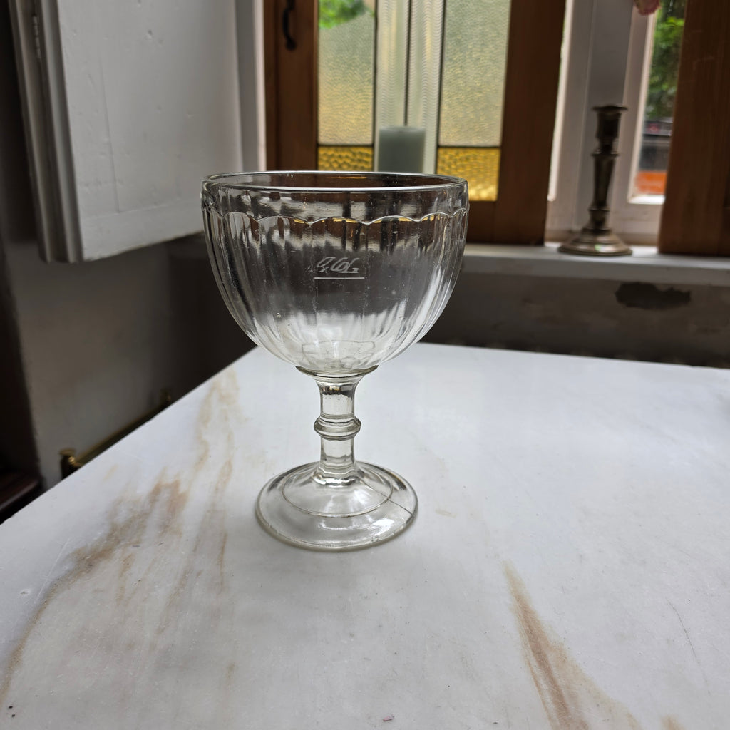 Altes 40er Jahre Glas groß oder auch Bonbonschale Vintage