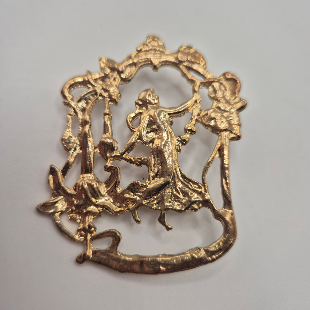 Art Jugendstil Vintage Brosche Antik 50er Jahre goldfarbend Metallbild "Tanzendes Mädchen"