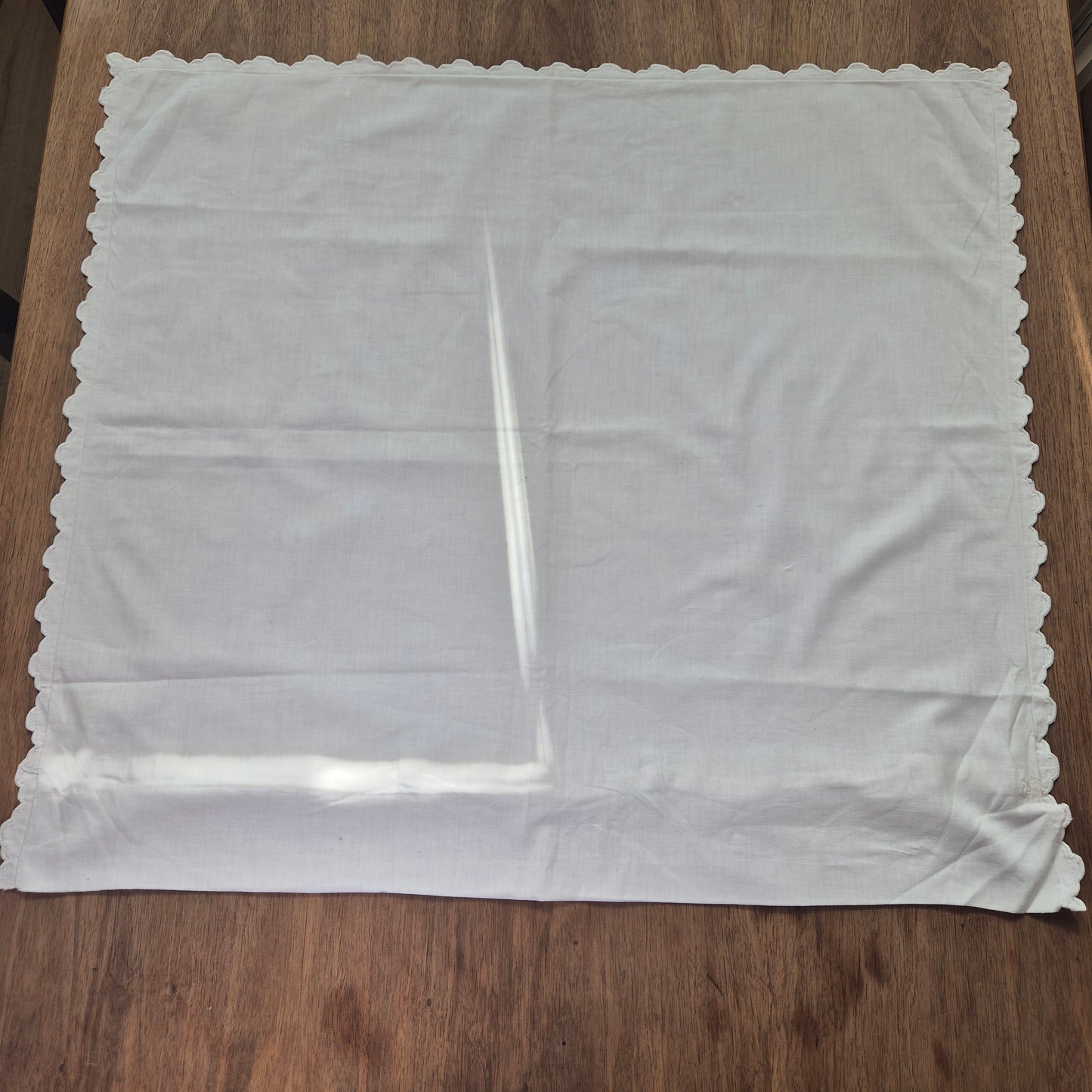 Einfacher alter Kissenbzug 70x65cm weiß Kissenhülle Baumwolle (beschädigt) 🤍