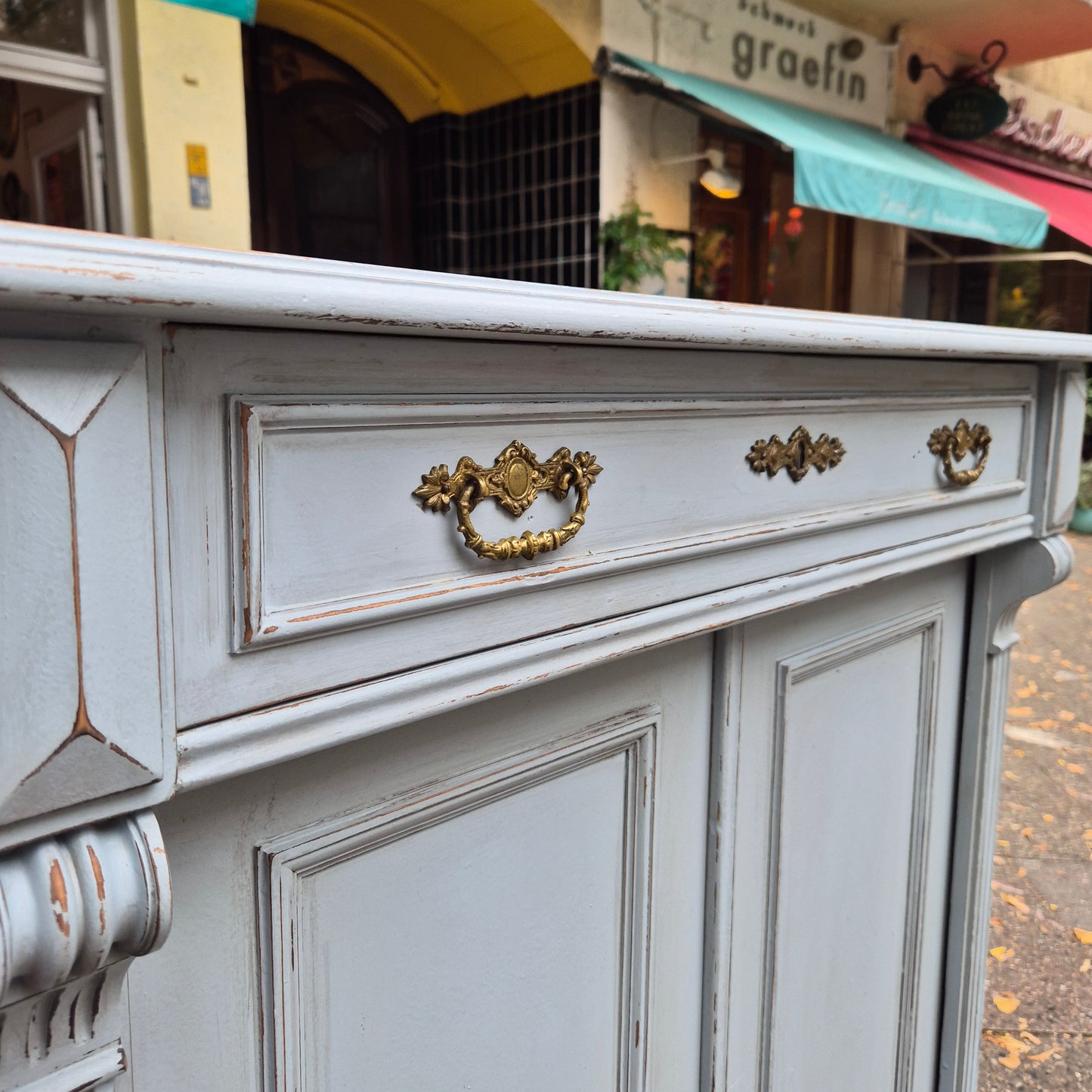 Antiker Jugendstil Vertiko mit Gründerzeit blaugrau Shabby Chic Kommode Hochschrank Hochkommode