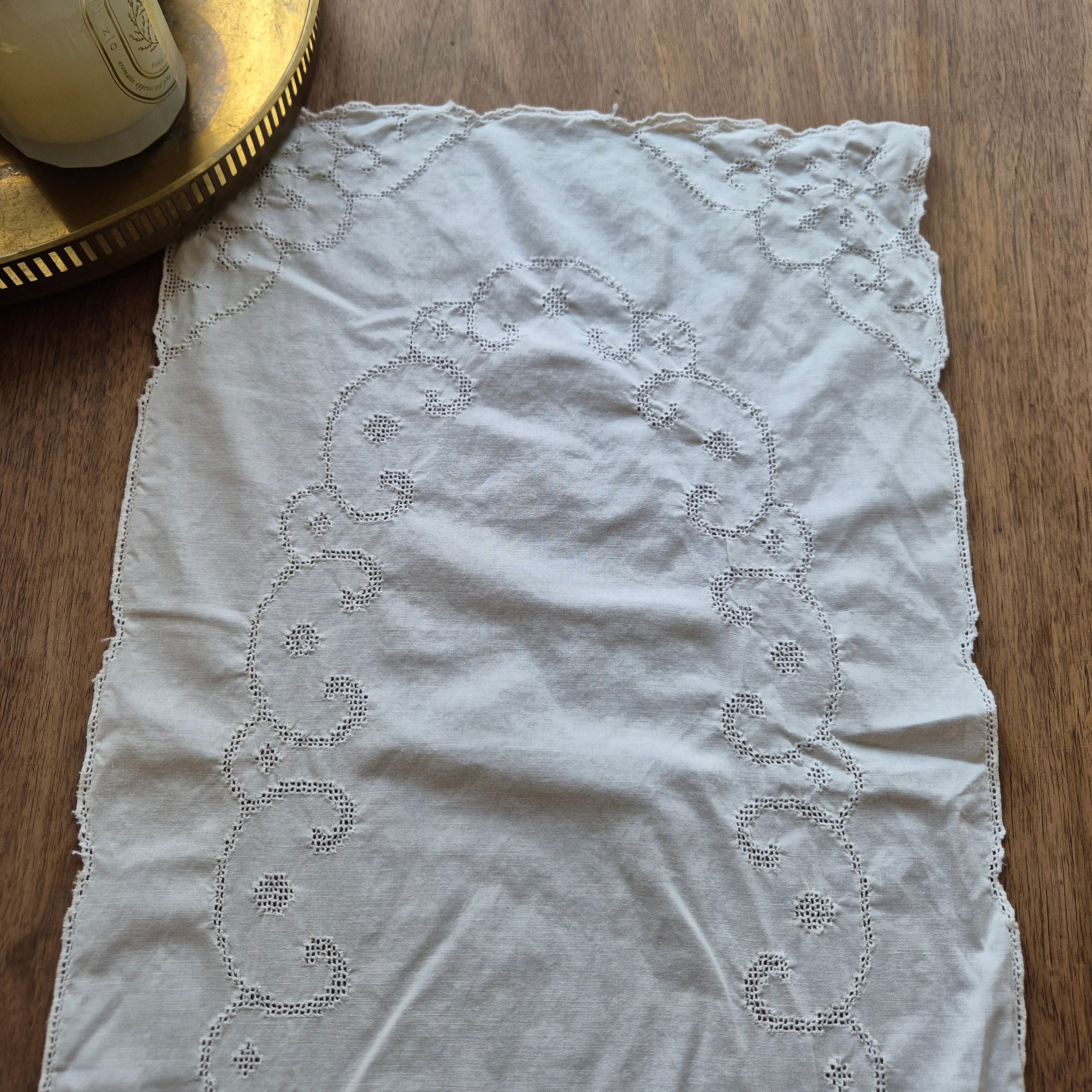 Antiker Handgemachter Tischläufer Zierdeckchen Spitze 80x34cm weiß 🤍