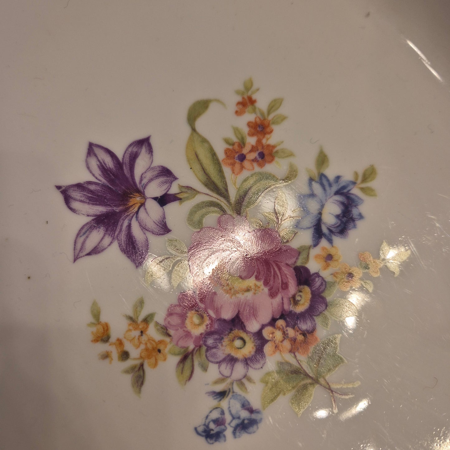 Antike Porzellanplatte Teller Blumendekor weiß Goldrand Koenigszelt Made in Poland