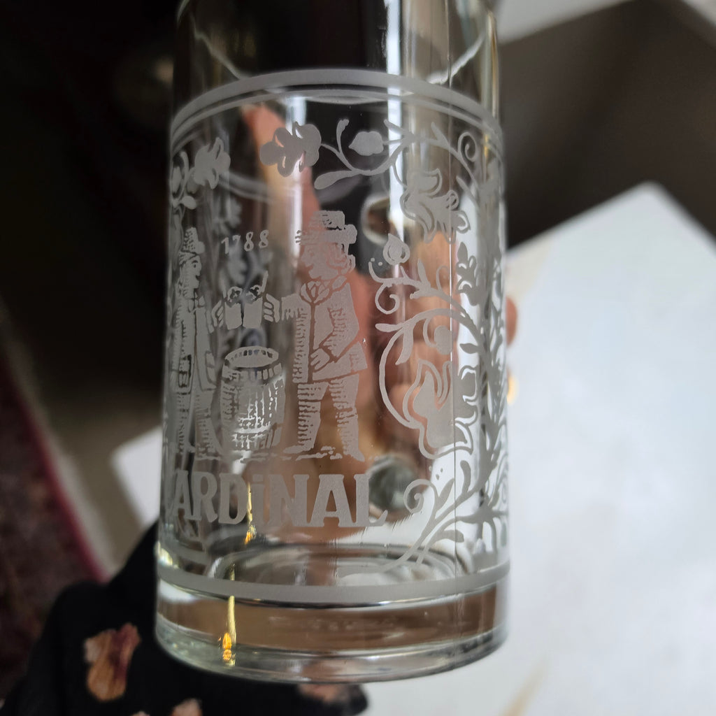 Vintage Cardinal Bierkrug 0,5 l – Klassisches Schweizer Bierglas mit Gravur