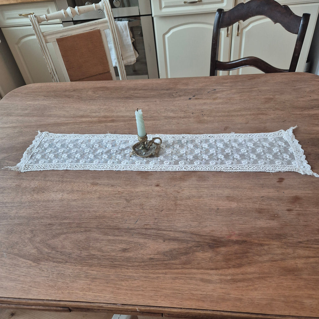 1x Antike handgemachte Spitze Borte Stickerei 16x78cm Zierdeckchen