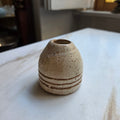 Kleine Vintage Keramik-Vase - Solitärvase – Handgefertigt (1982)