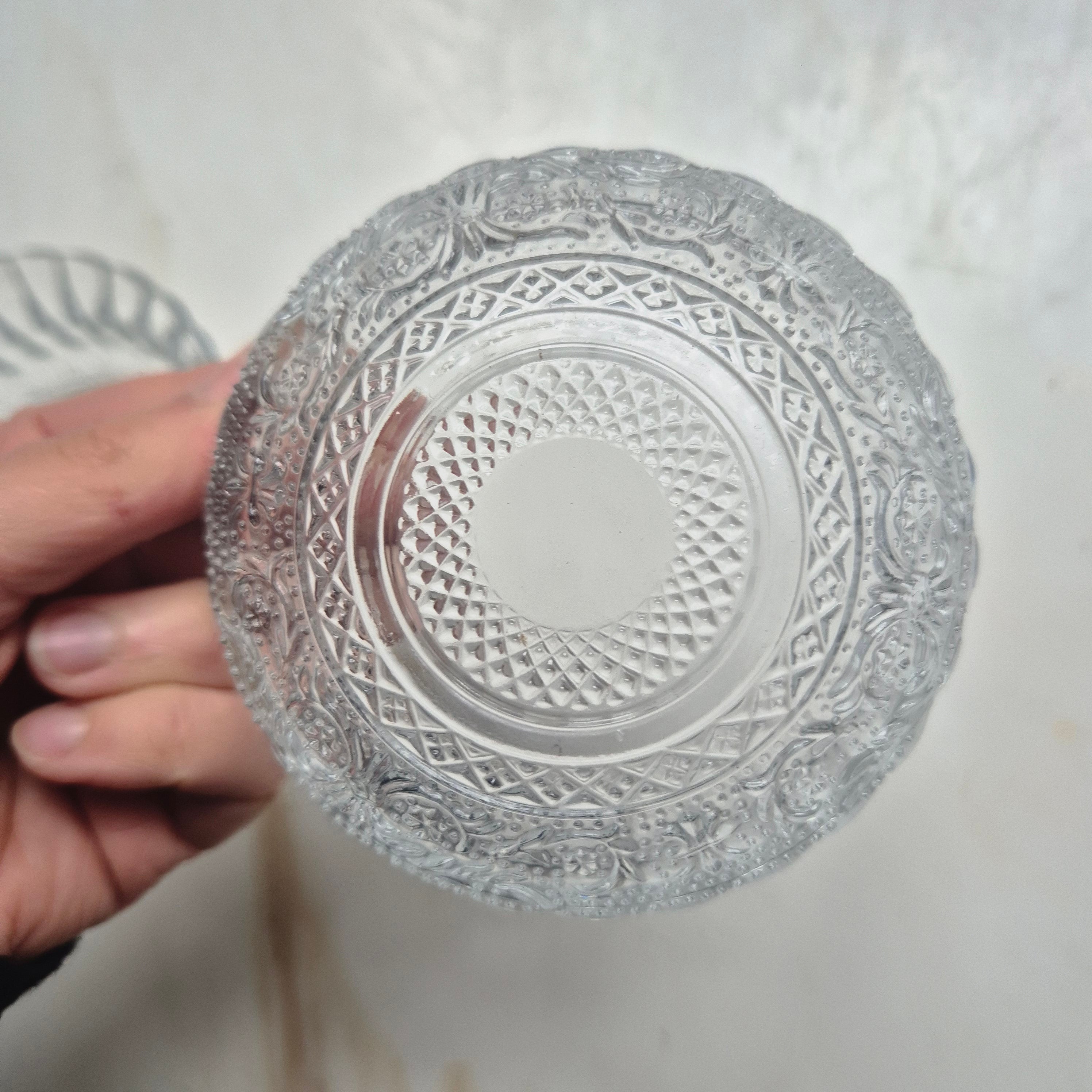 2x kleine Vintage Glasschälchen
