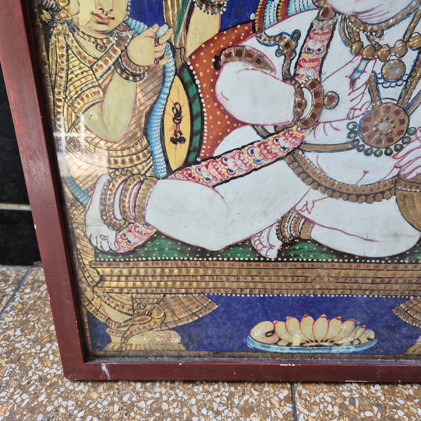 Antikes Tanjore Gemälde hinter Glas 19. Jahrhundert auf Holz